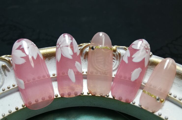 桜ネイル
