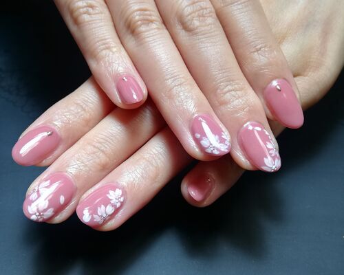 桜ネイル