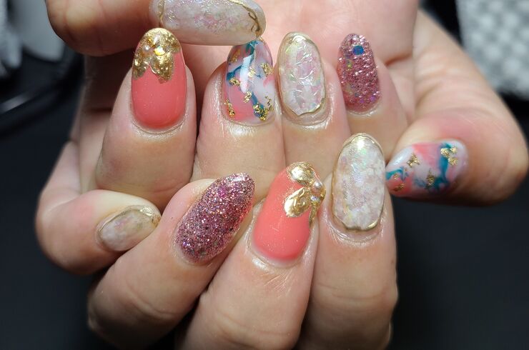 派手ネイル