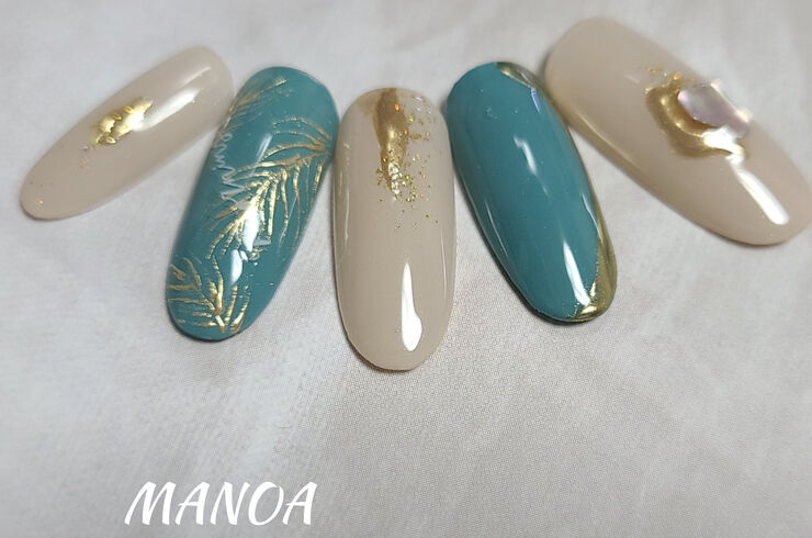 ヤシの葉ネイル